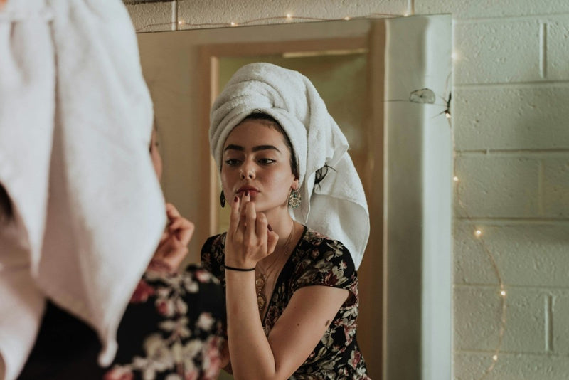 A Naturopath’s Guide to Skincare For Teenagers